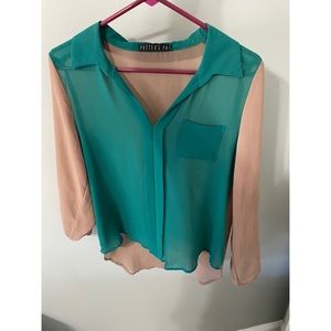 Green and Tan Blouse Size Small